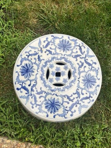 "Taburete de jardín vintage chino de porcelana azul y blanco pintado a mano intrincado" - Imagen 6 de 10