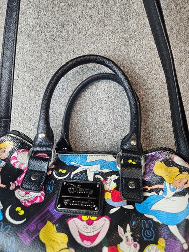 Disney Loungefly Alice Wonderland Cheshire Cat Satchel Purse Bag HEART Limited - Picture 3 of 17