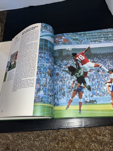 FIFA World Cup España '82 Commentary and Photo Book - Franz Beckenbauer - 1982 - Picture 8 of 12