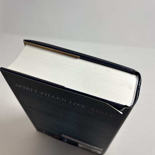 NKJV, Spirit-Filled Life Bible Third Edition Hardcover Red Letter Hayford - Imagen 3 de 17