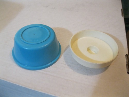 Fisher Price 1992 Fun With Food blaue Schüssel mit weißem Deckel #2122 - Bild 3 von 3