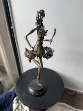 Madi Grass Antique Woman Sculpture Art Deco