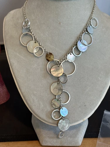 VTG AVON MOTHER OF PEARL COIN NECKLACE - Costume Jewelry