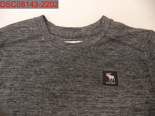 NWT - Abercrombie Kids Grey Short Sleeve Airknit Tee, Size 13/14 694752399385 - Picture 3 of 10
