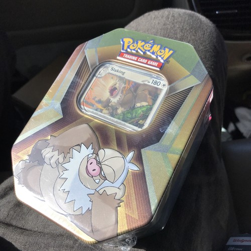 Pokemon TCG Triple Whammy Tin da Collezione - SLAKING con 3 Booster Pack - Foto 4 di 4