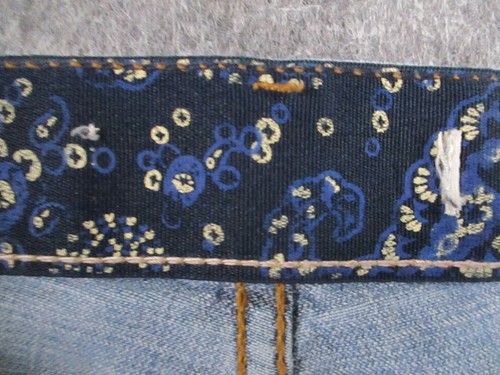 Levis Jeans Womens 30x32 Blue Denim Slim Straight Mid Rise Comfort Waist - Picture 6 of 16