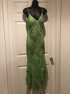 NWT-220-Jessica-Lime-Green-Long-Sheath-100-Silk-Beaded-Lace-Formal-Dress-Sz-6