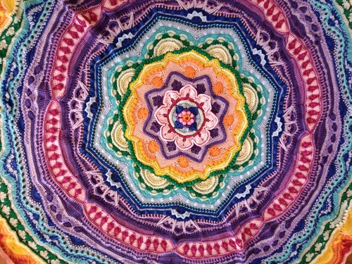 Mandala Madness Handmade Crochet Yarn Afghan Blanket Bed Cover 92" Round Awesome - Picture 19 of 21