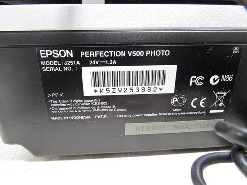 Epson Perfection V500 Photo Flatbed Scanner - Picture 9 of 10