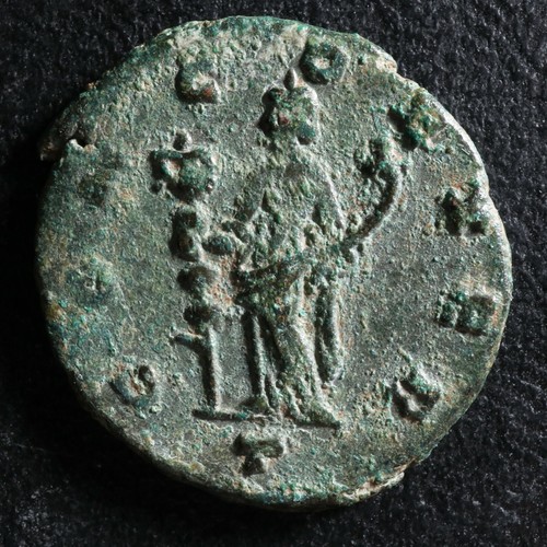 Quintillus Antoninianus 270 Concordia Milan RIC 45 - Picture 4 of 4