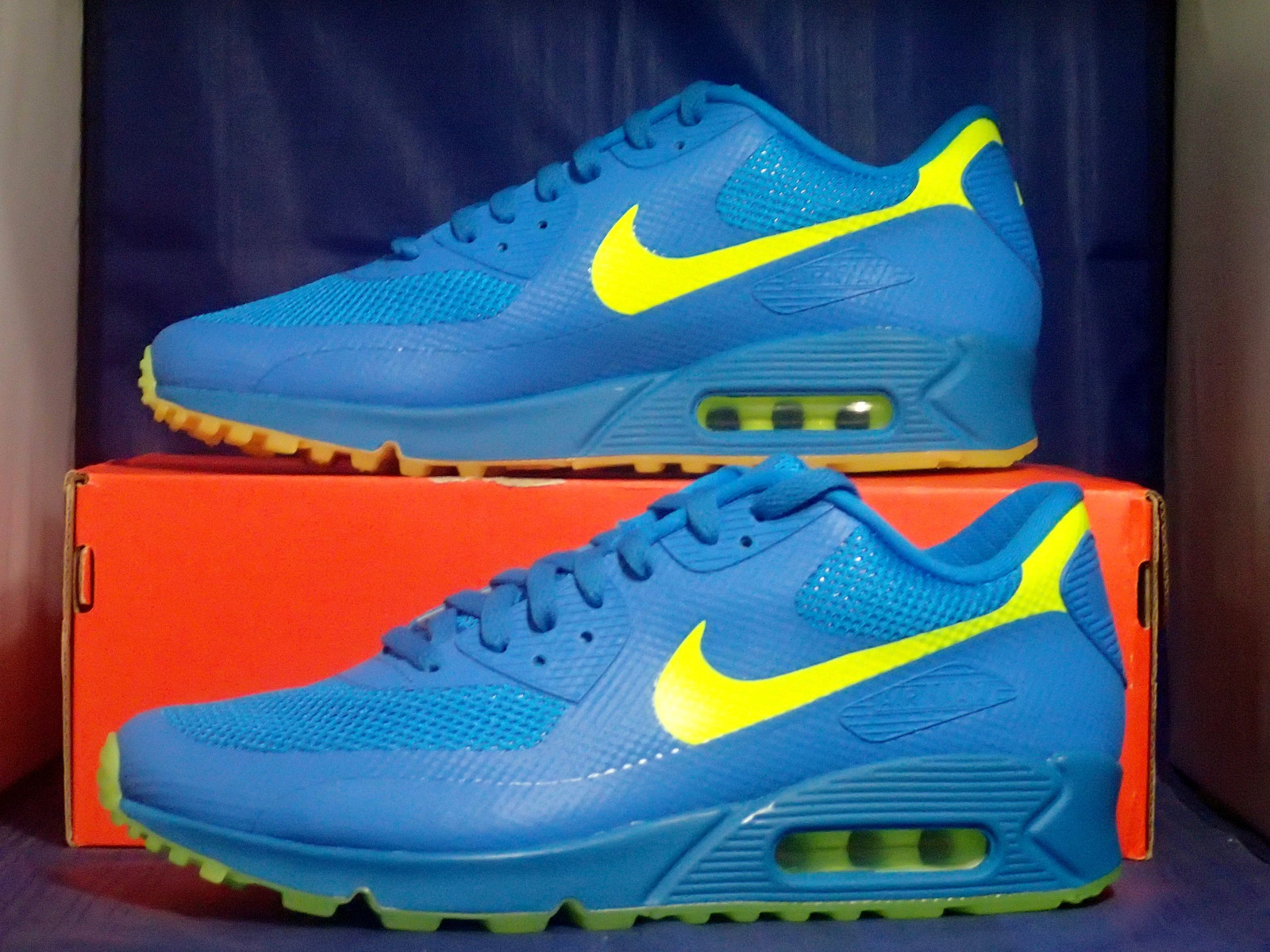 Nike Air Max 90 Hyperfuse Premium iD Blue Blue Blue Volt Sprite SZ 9 ( 653603-992 ) cec08b Nike Air Max 90 Hyperfuse Premium iD Blue Blue Blue Volt Sprite SZ 9 ( 653603-992 ) cec08b