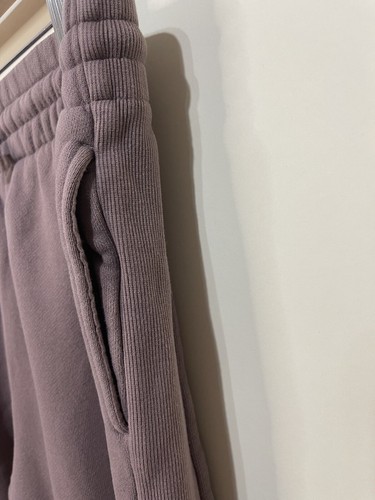 Felpa TNA Aritzia Cozy Fleece XS marrone pantaloni felpati joggers tasche - Foto 6 di 13