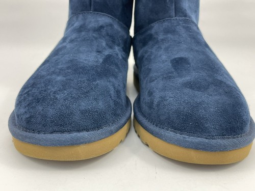 UGG NEW UNUSED BOOTS Remora Buckle Short Suede Navy Water Resistant Excellent - Picture 11 of 12