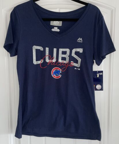 Chicago Cubs Women's Majestic Short Sleeve V Neck Top Sz M (CUBS In Glitter) NWT