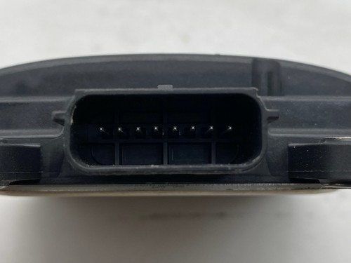 2016-2020 Jeep Grand Cherokee Dodge Durango Blind Spot Assist Object Sensor OEM - Picture 5 of 9