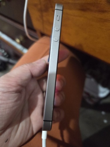 iphone se 2016 16gb - Picture 5 of 7