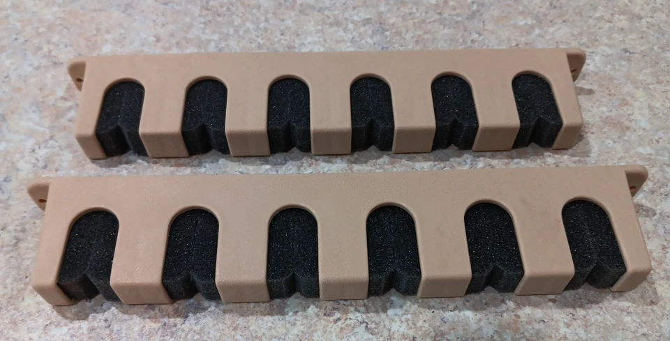 Estante de caña de pescar horizontal Berkley tiene capacidad para 6 cañas para barco, cámper, etc. Nuevo en caja\NUEVO EN CAJA Foto 4 de 4