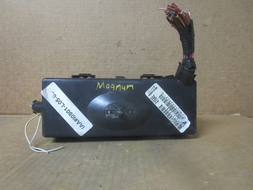 05-10 Dodge Magnum Trunk Fuse Box Relay Junction Block Panel Compartment - Picture 4 of 8