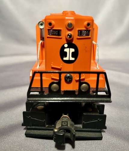 LIONEL #8030 Illinois Central GP-9 Diesel Locomotive Good Condition Runs - Picture 3 of 13