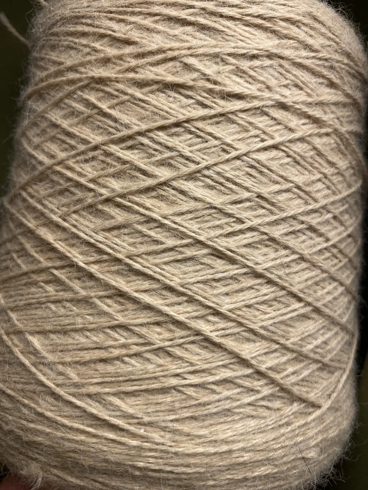 Huge 2 lb. 07oz Cone of INCA TOPS Mill 100% Baby Alpaca Yarn 3ply Milky White image 2