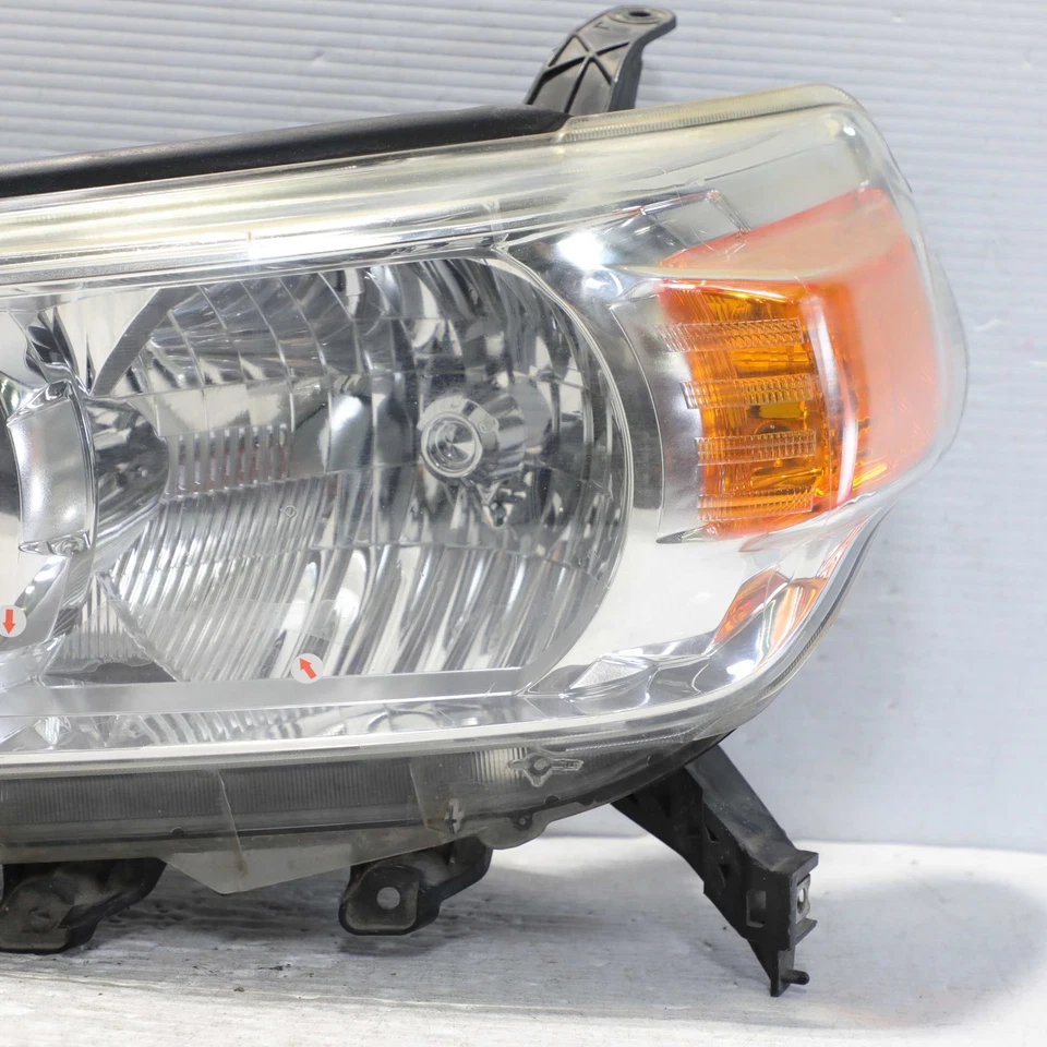Conjunto de faros halógenos laterales derechos Toyota 4Runner 2010-2013 OEM Foto 4 de 4