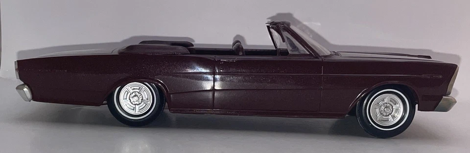 AMT 1966 Ford GALAXIE Convertible Promo 1/25 Vintage Burgundy Metallic VF+ - Image 2 of 4