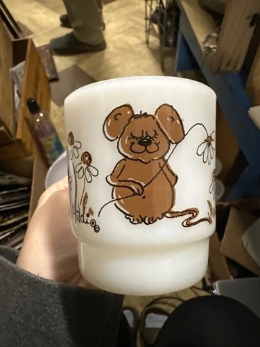 Hildi Anchor Hocking Fire king Mouse amd daisys mug
