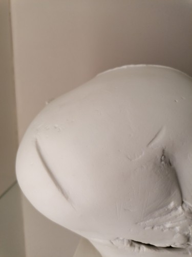 Goebel Porzellan Skulptur T. Duttenhoefer SCHÄDEL auf Platte limitiert 7 / 10 - Bild 8 von 13