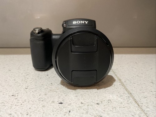 Sony Cyber-shot DSC-R1 10.3MP Digital Camera Zeiss Vario-sonnar T + Gen Battery - Picture 3 of 10