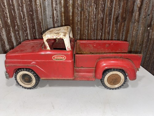 Vintage 1960s Tonka Stepside Pickup Red/White Pressed Steel No. 302 - Picture 10 of 11