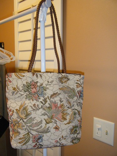 BUENO BROWN BEIGE GOLD ORANGE FLORAL FABRIC HANDBAG  - Picture 1 of 3
