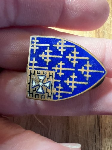 34th Infantry (long post) NH Unit Crest, DI, DUI Pinback - Picture 5 of 6