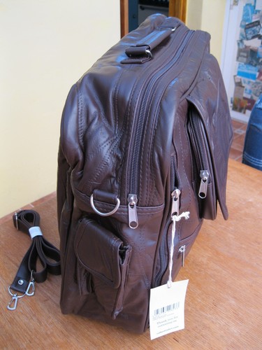 COTTON TRADERS, BROWN LEATHER PATCHWORK  TRAVEL BAG HOLDALL, CABIN, LAPTOP - Picture 2 of 6