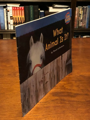 WHAT ANIMAL IS IT by Pascal LaFontaine (Houghton Mifflin Early Success: Level 1) - Picture 3 of 4