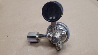 NOS Tanaka Venus F22AR U Type 650 FU Pressure Regulator w NOS Tanaka Venus F22AR U Type 650 FU Pressure Regulator w