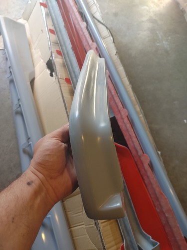 R34 Skyline GTR Rear Nismo Extensions BNR34 spats - Picture 3 of 7