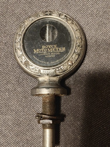 ANTIQUE EARLY 1900S BOYCE MOTOMETER JUNIOR W/ BEAUTIFUL LEAF DESIGN CASE   - Picture 1 of 5
