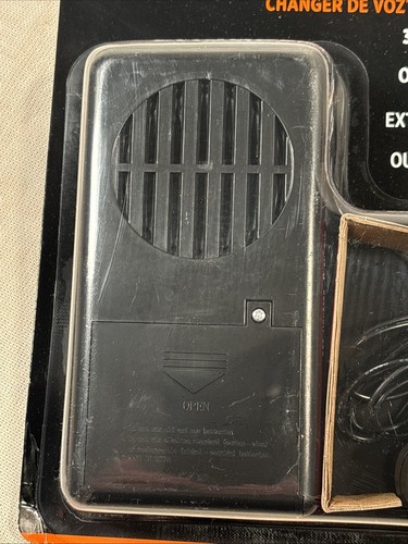 Amscan Inc Voice Changer Halloween Amplify or Change 3 Effects Scary Tekky - Picture 3 of 6
