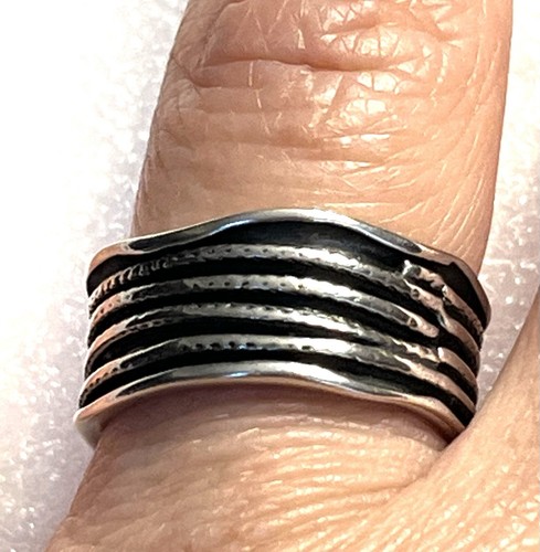 NUEVO SIN ETIQUETAS ANILLO SHABLOOL DIDAE PLATA ESTERLINA 925 BANDA TEXTURIZADA TALLA 7 HECHO EN ISRAEL - Imagen 4 de 6