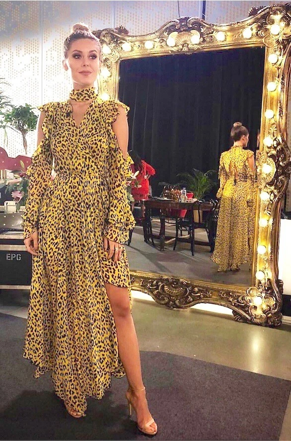 Diane von clearance furstenberg ruffle dress