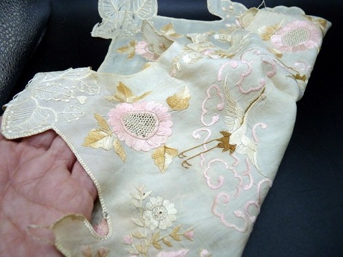 Antique Chinese Asian Handkerchief Embroidered Silk Deco Textile Crane Canton - Picture 7 of 7