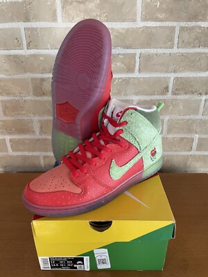Nike SB Dunk High Strawberry Cough CW7093-600 SHIP NOW