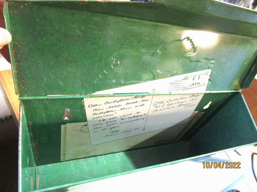 Vintage Girl Scouts Mail Box Juliette Gordon Low Birthplace Mailbox Metal Tin - Picture 3 of 5