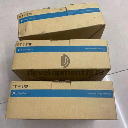 Ein Fuji RYH500F5-VV2 Servoantrieb Neu - Bild 1 von 5