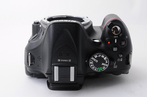 【TOP NEUWERTIG】NIKON D5200 Digitalkamera + 18-55mm F/3.5-5.6 G Objektiv Kit J... - Bild 9 von 20