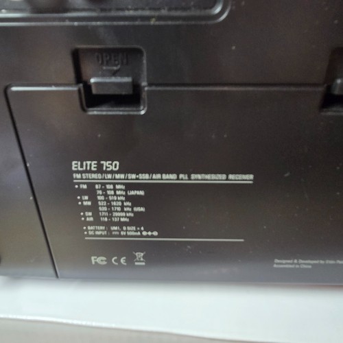 Radio à ondes courtes Eton Elite 750 The Classic AM/FM/LW/VHF/ avec bande latérale unique - Photo 7/13