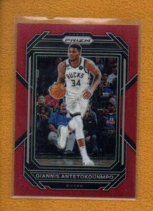 Giannis Antetokounmpo 2022-23 Panini Prizm Prizms Red #96 /299