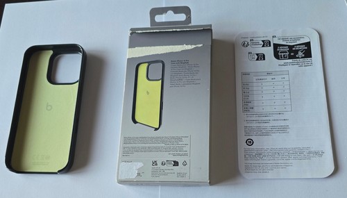 Unused Midnight Black Beats iPhone 16 PRO MagSafe Case MCFL4LL/A in Retail Pkg - Picture 4 of 12