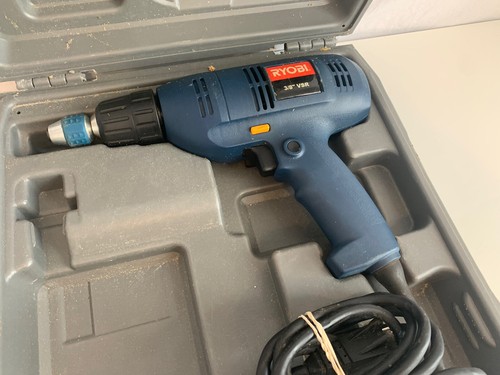 Taladro con cable Ryobi D40 3/8" VSR y estuche rígido probado - Imagen 2 de 8