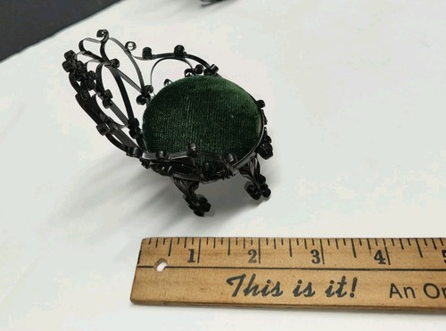 4 Pc Miniature Dollhouse Furniture Green Velvet Tin Can Scroll Tramp Art Metal - Picture 17 of 17